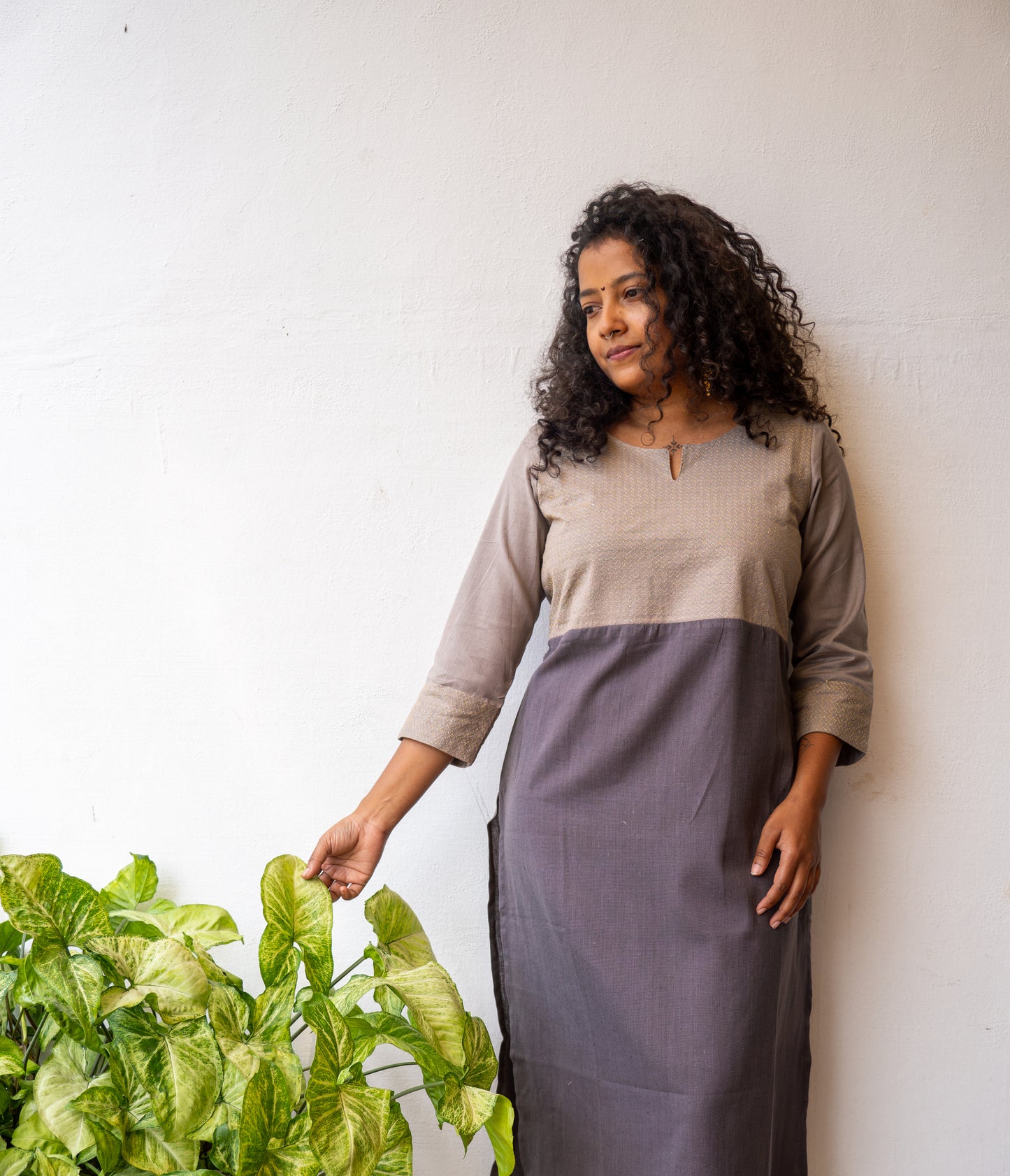 Flex Cotton Kurtha with Zari embroidery