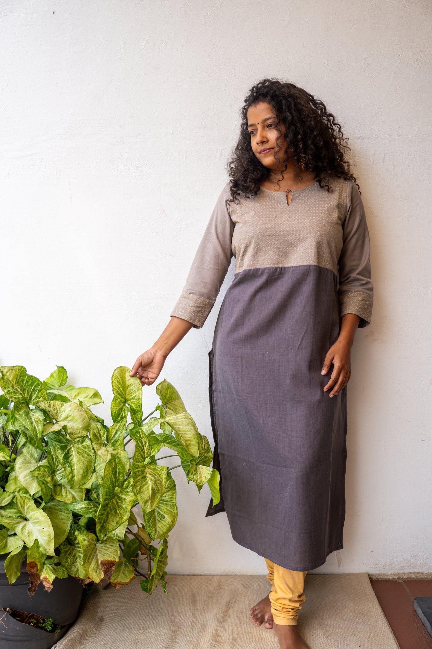 Flex Cotton Kurtha with Zari embroidery