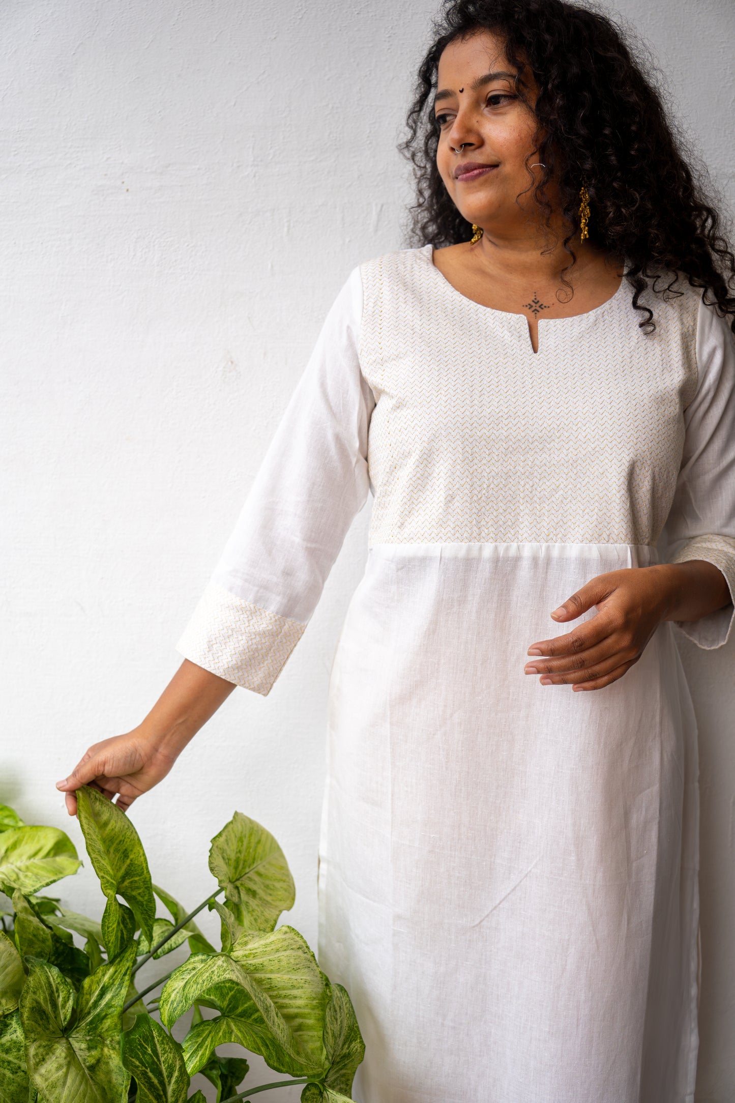 Flex Cotton Kurtha with Zari embroidery