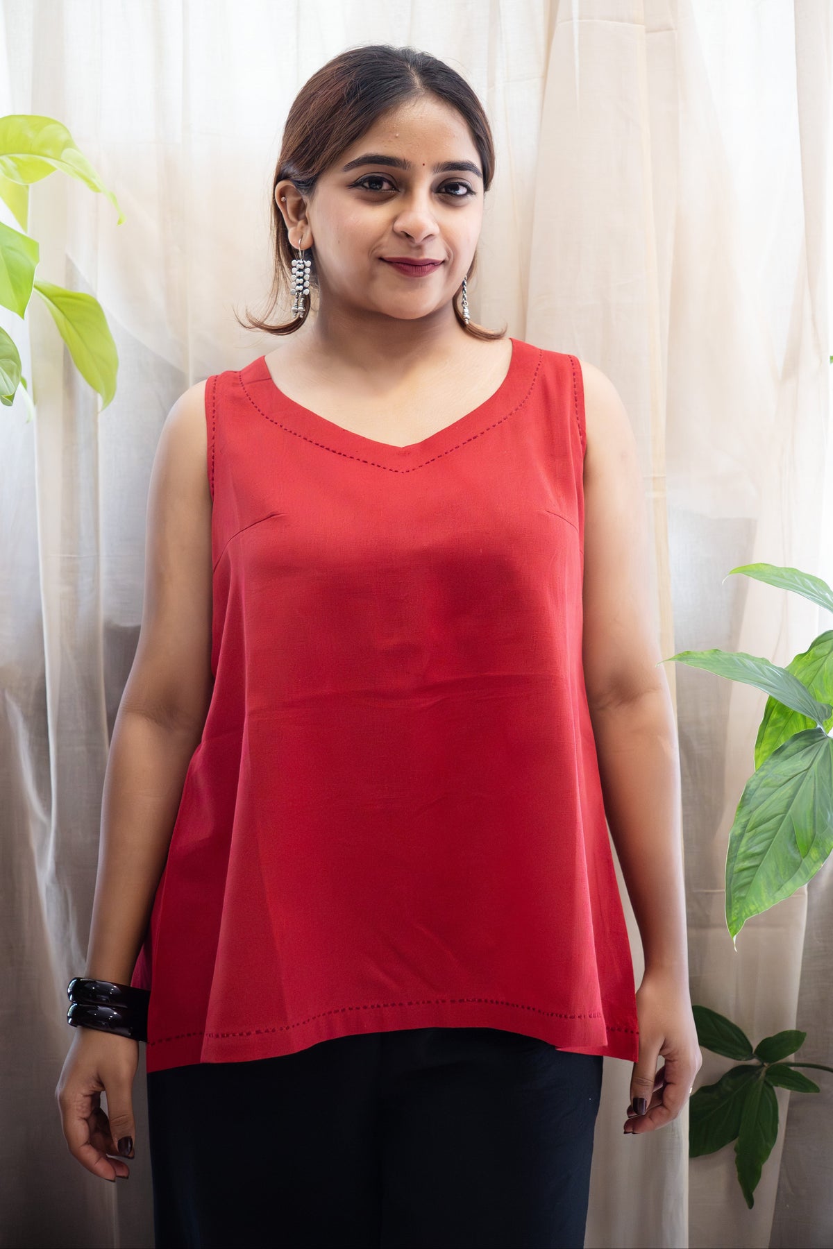 Sleeveless Flex Cotton Top with Kantha Embroidery