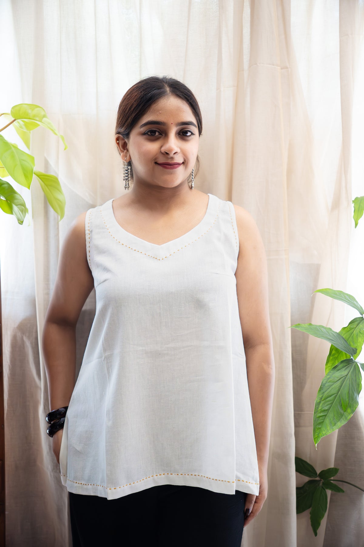 Sleeveless Flex Cotton Top with Kantha Embroidery