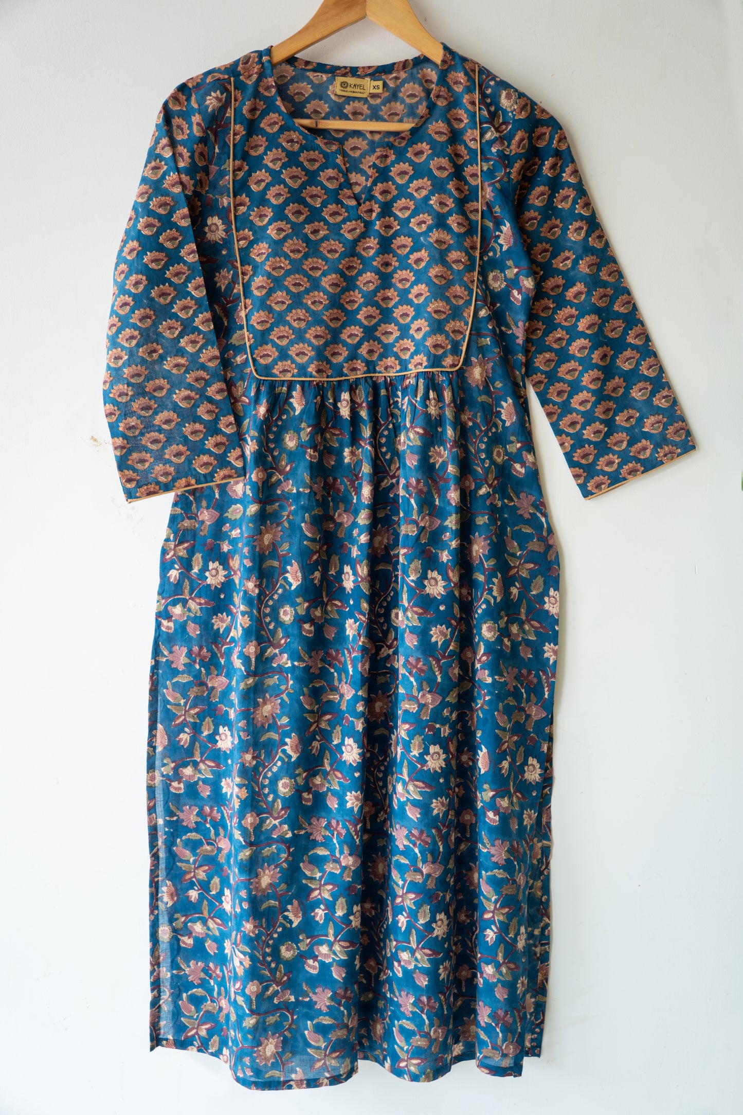 Block printed straight kurta with yoke & gathers.