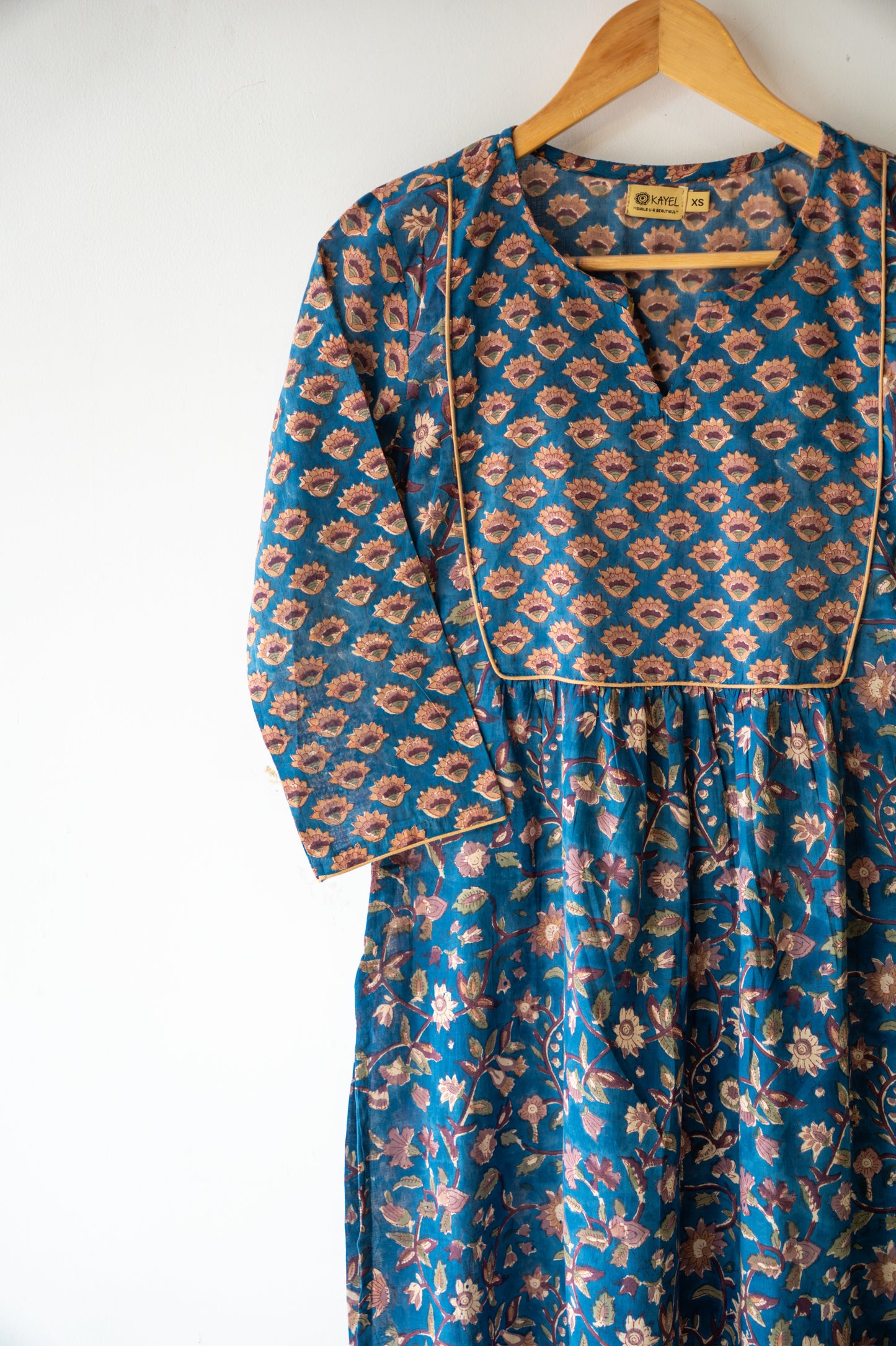 Block printed straight kurta with yoke & gathers.