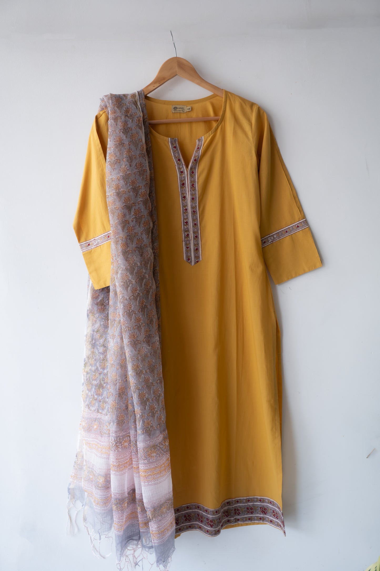 Solid cotton kurta paired with a Kota duppata