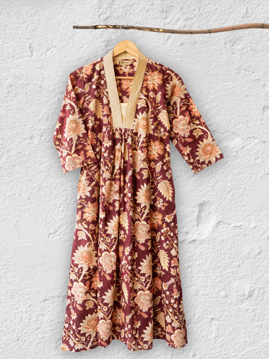 A-Line Kurta – with embroidered Neck