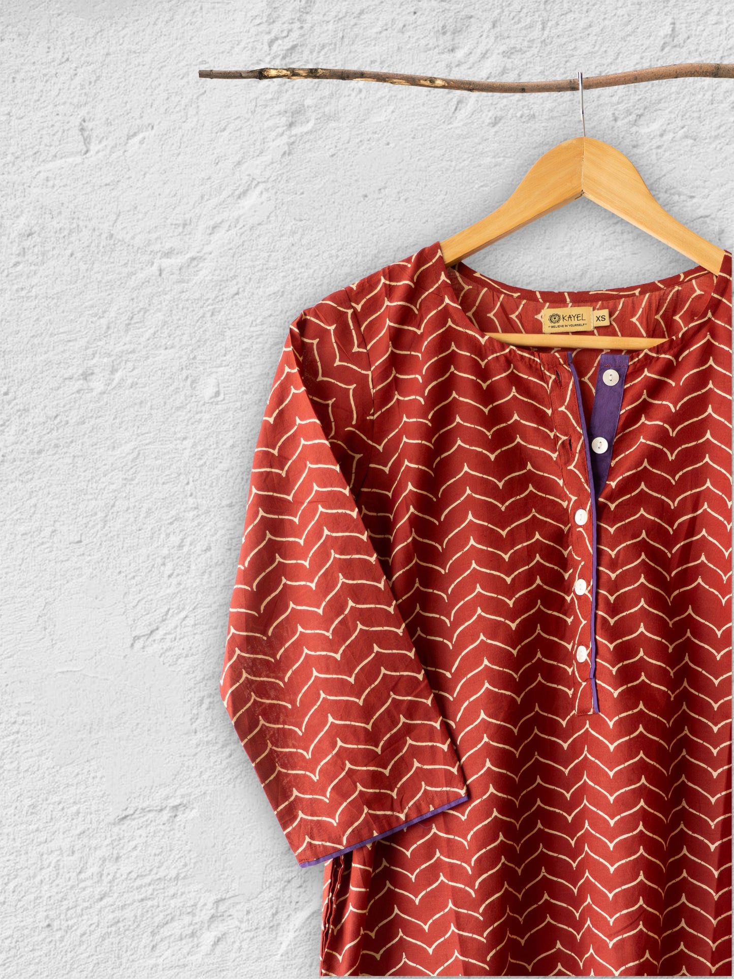 Cotton Short Top with Box Pleat Back