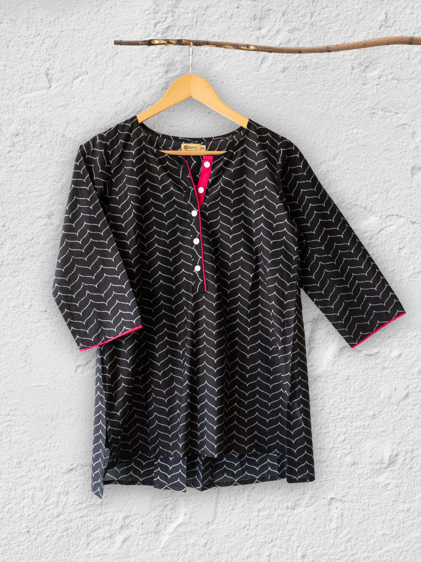 Cotton Short Top with Box Pleat Back