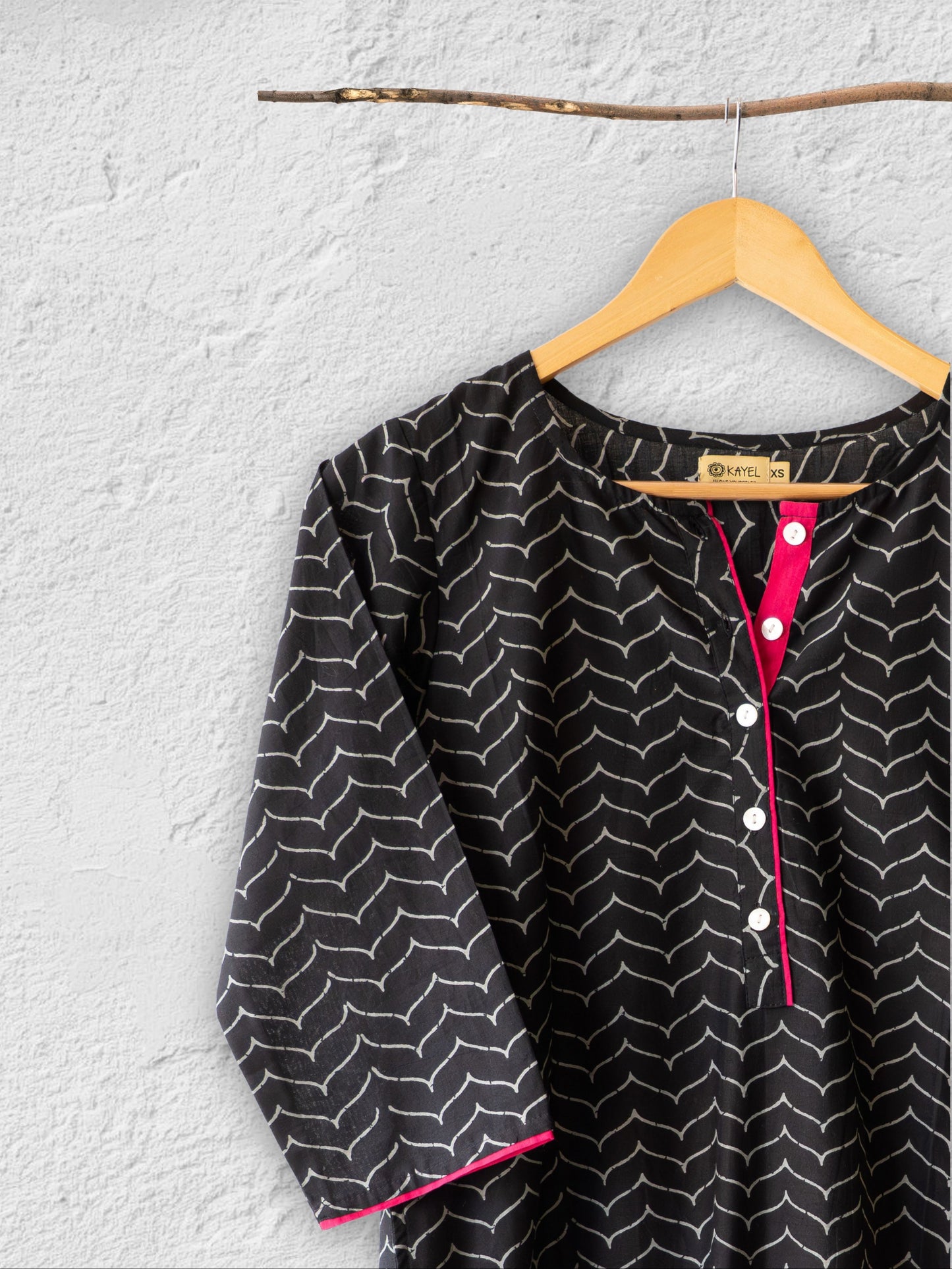 Cotton Short Top with Box Pleat Back