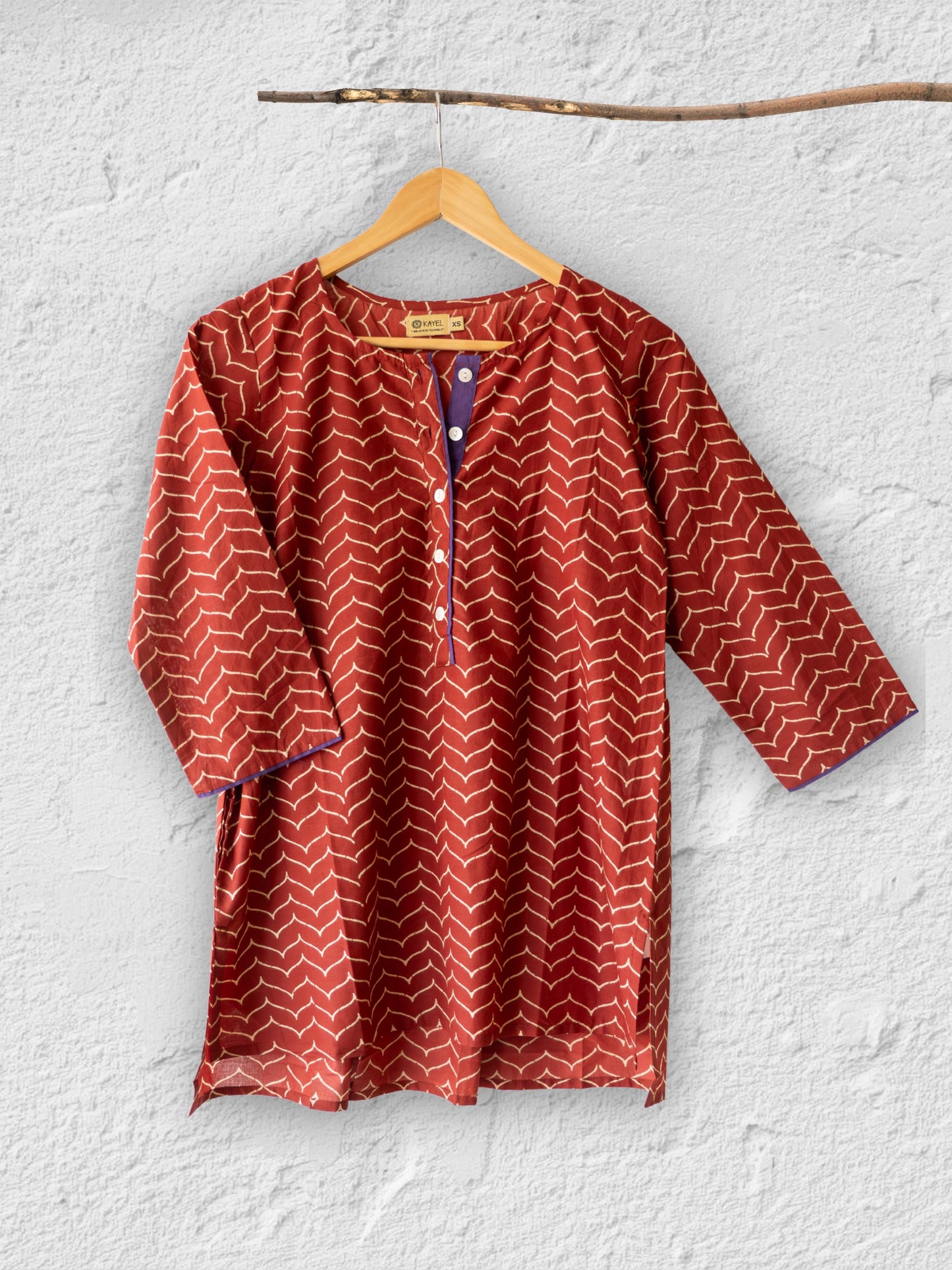 Cotton Short Top with Box Pleat Back